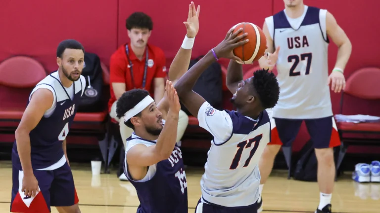 USA Basketball Team winning by 1 point Against South Sudan