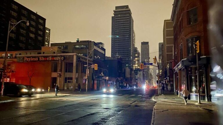 Flooding Causes Power outage Toronto Affecting Thousands