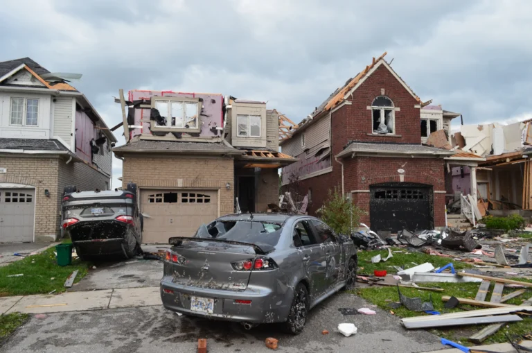 Canada Under Tornado warning